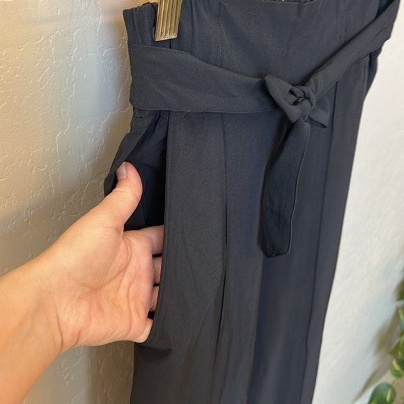 Lululemon Noir wide leg pants, black, size 2 - Picture 12 of 17